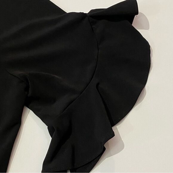 Calvin Klein Black Petal Sleeve Blouse Round Neck With Keyhole Women's Size M/L - Picture 8 of 12